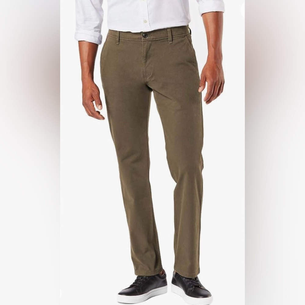 Dockers men’s size 38/32, straight leg with front and back pockets‎